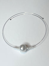 Load image into Gallery viewer, Pearl Glamour Necklace