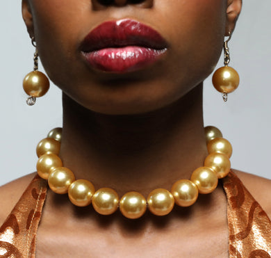 Gold Pearl Choker