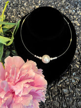 Load image into Gallery viewer, Pearl Glamour Necklace