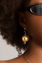 Load image into Gallery viewer, Golden Pearl Stud Earrings