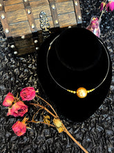 Load image into Gallery viewer, Gold Glamour Necklace